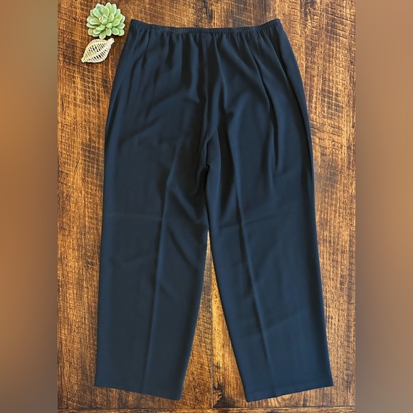 Eileen Fisher | 100% Merino Wool Black Dress Pants - Picture 2 of 5